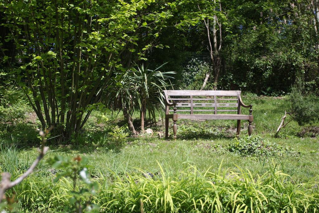 Le Coin Des Artistes Bed & Breakfast Giverny Exterior photo
